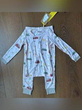 Angel Dear Pastel Pink Farm Print Kids Pajama Set New with tags